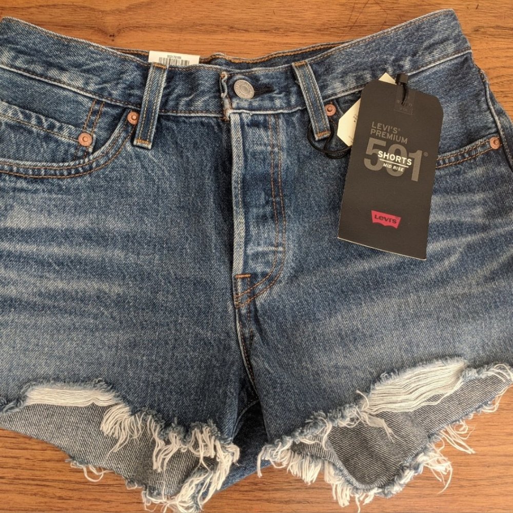NWT Levi's 501 Shorts Mid Rise 27 Button Fly Blue